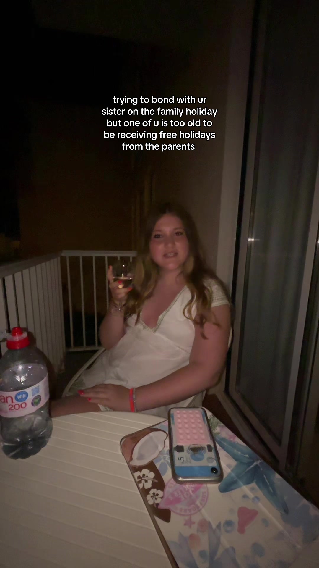 @julietteandarabella