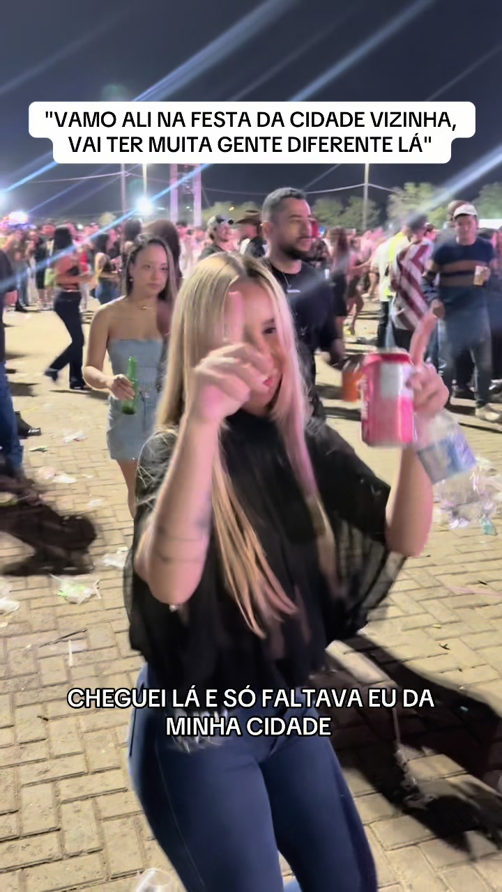 @carolscarpati18