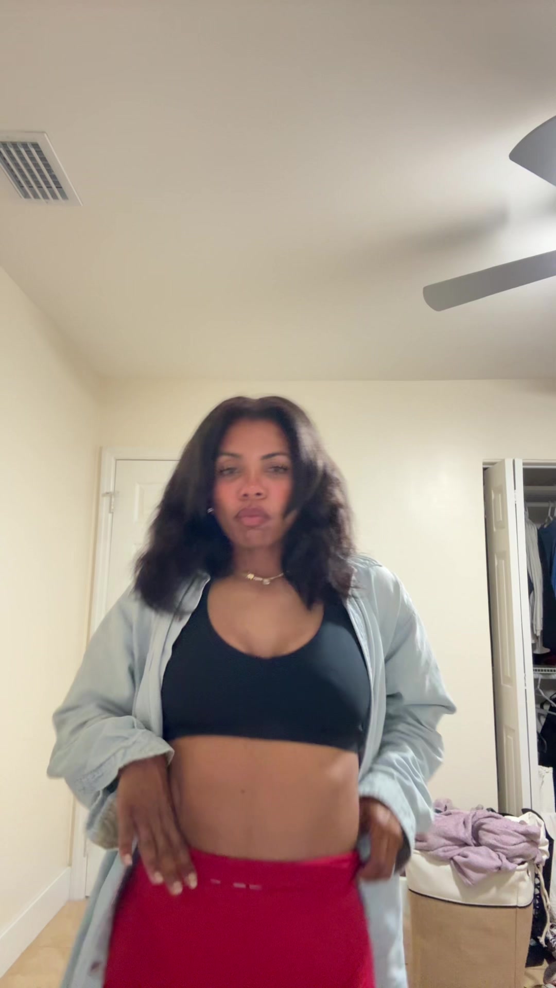 @Ana