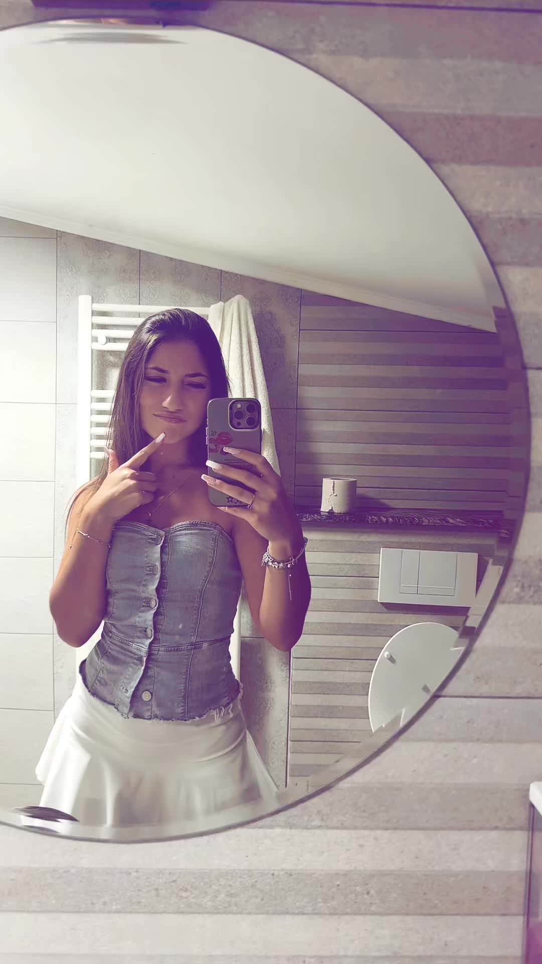 @Elena Martin