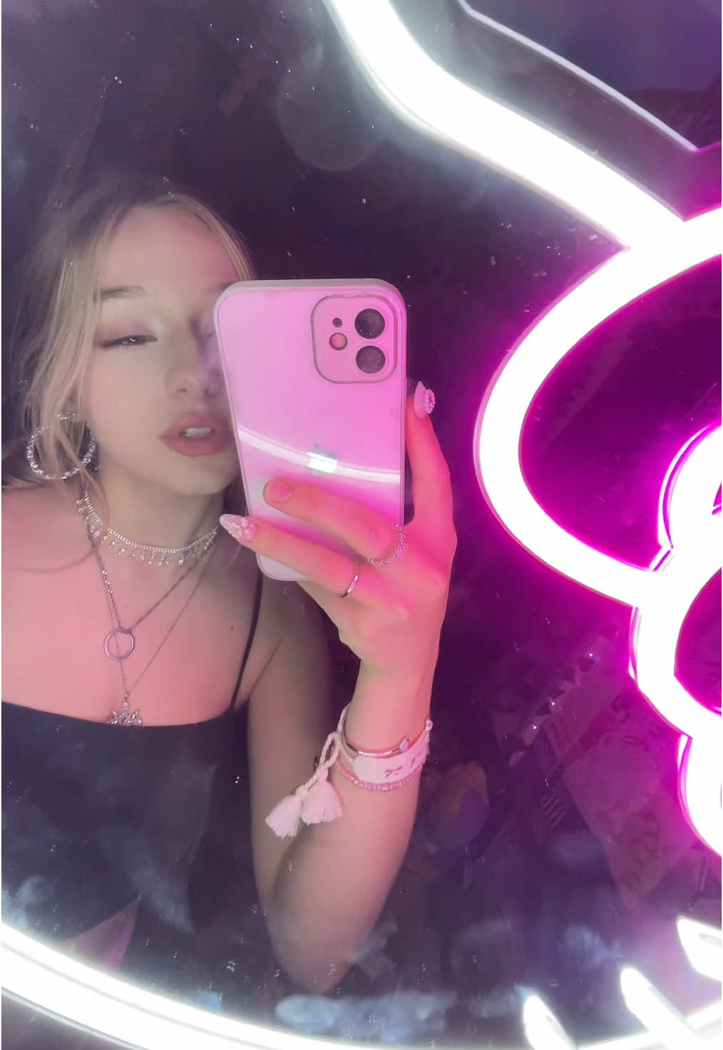 @️Evie🪽