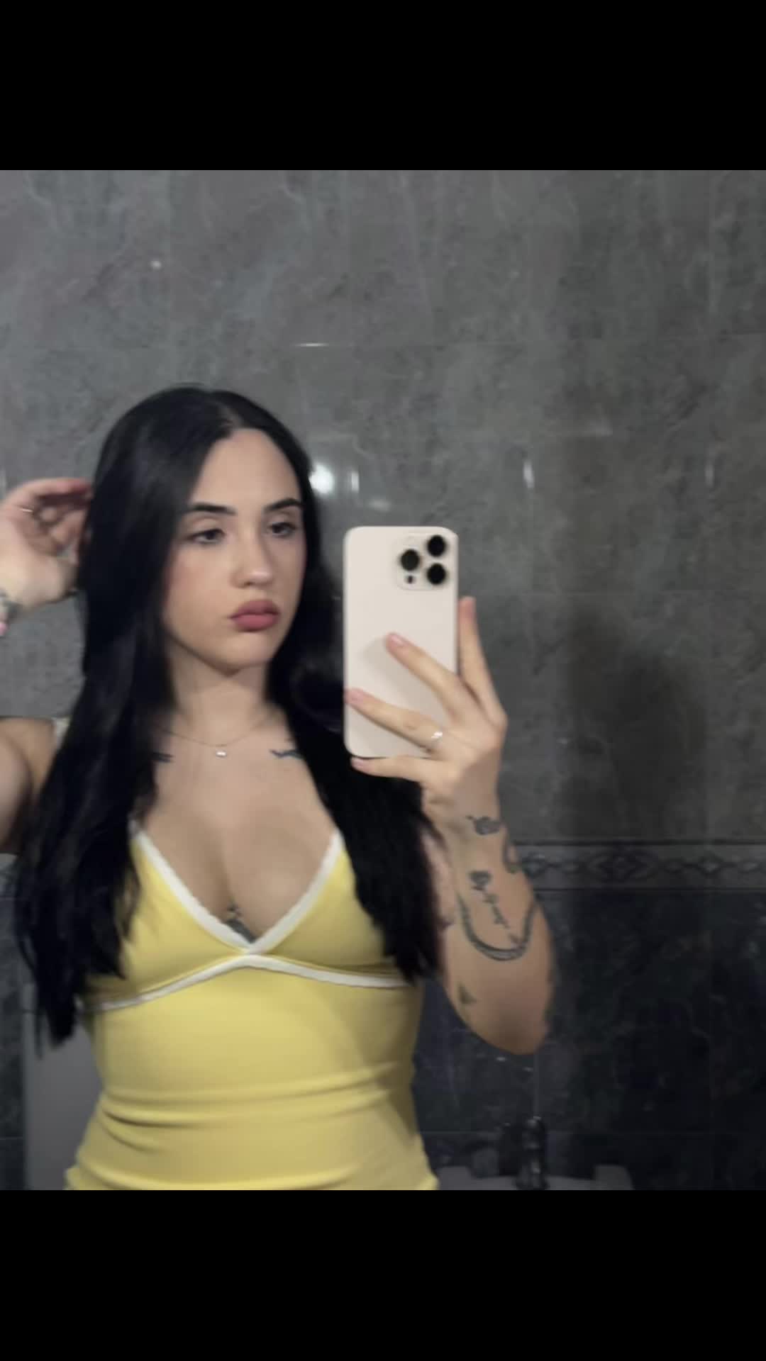 @Olivmrtz__