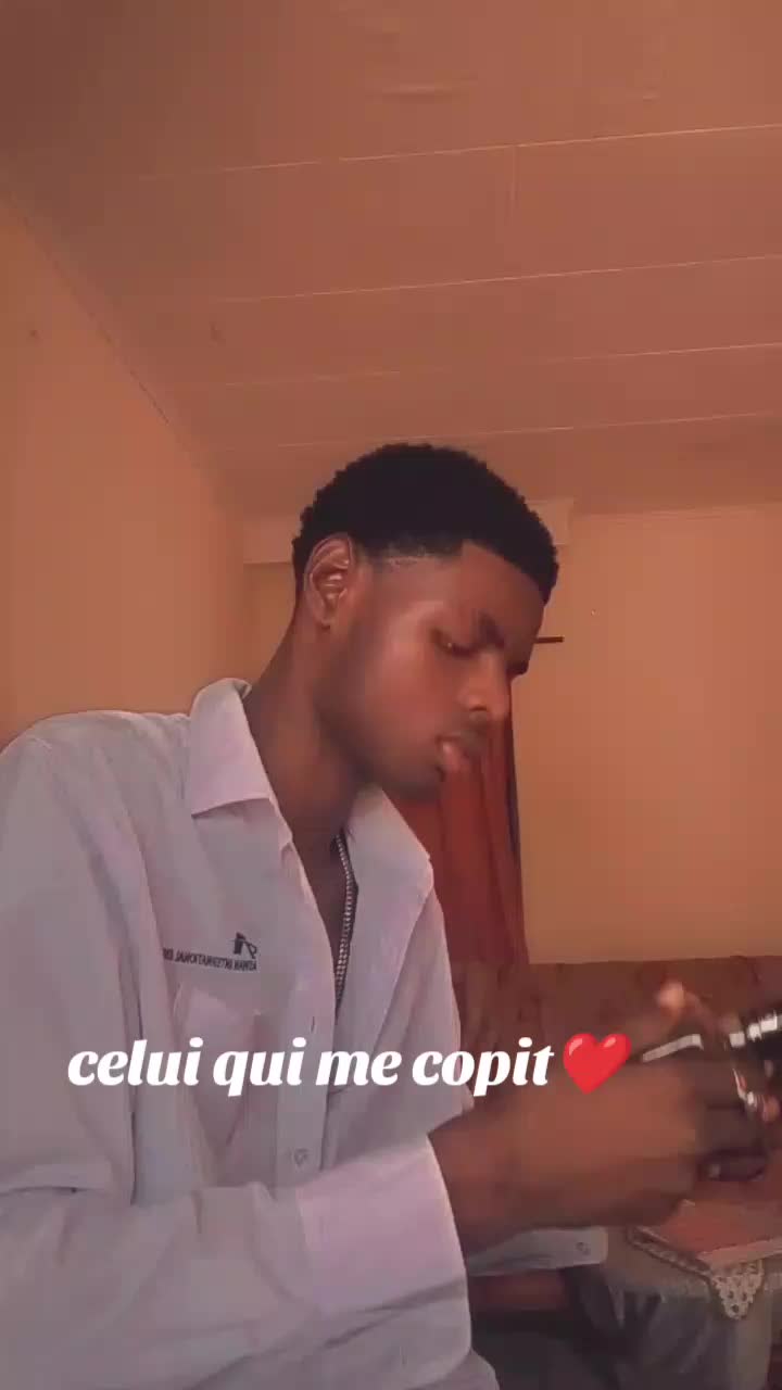 @la reine des immatures😆😊