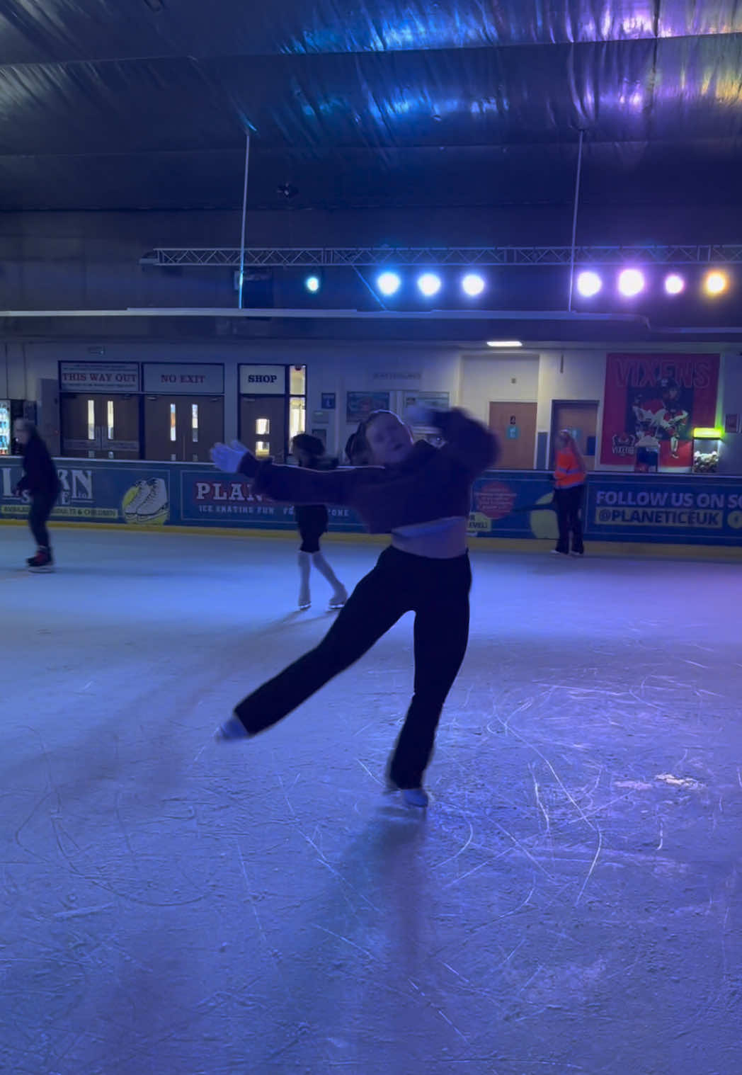 @Sofi&aacute; On Ice