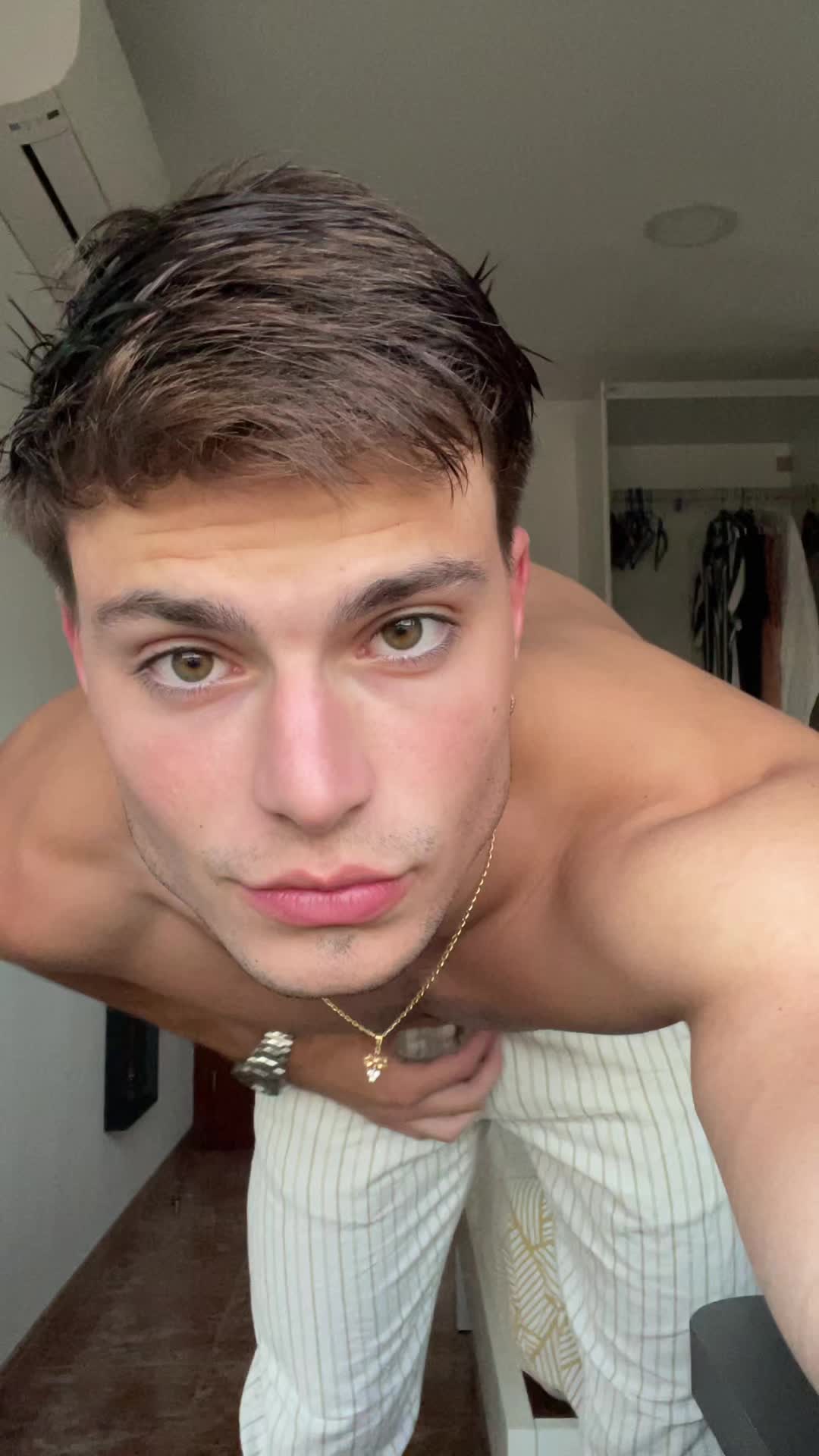 @alejandrosa