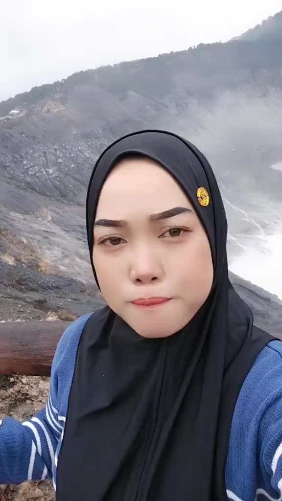 @yenianggela
