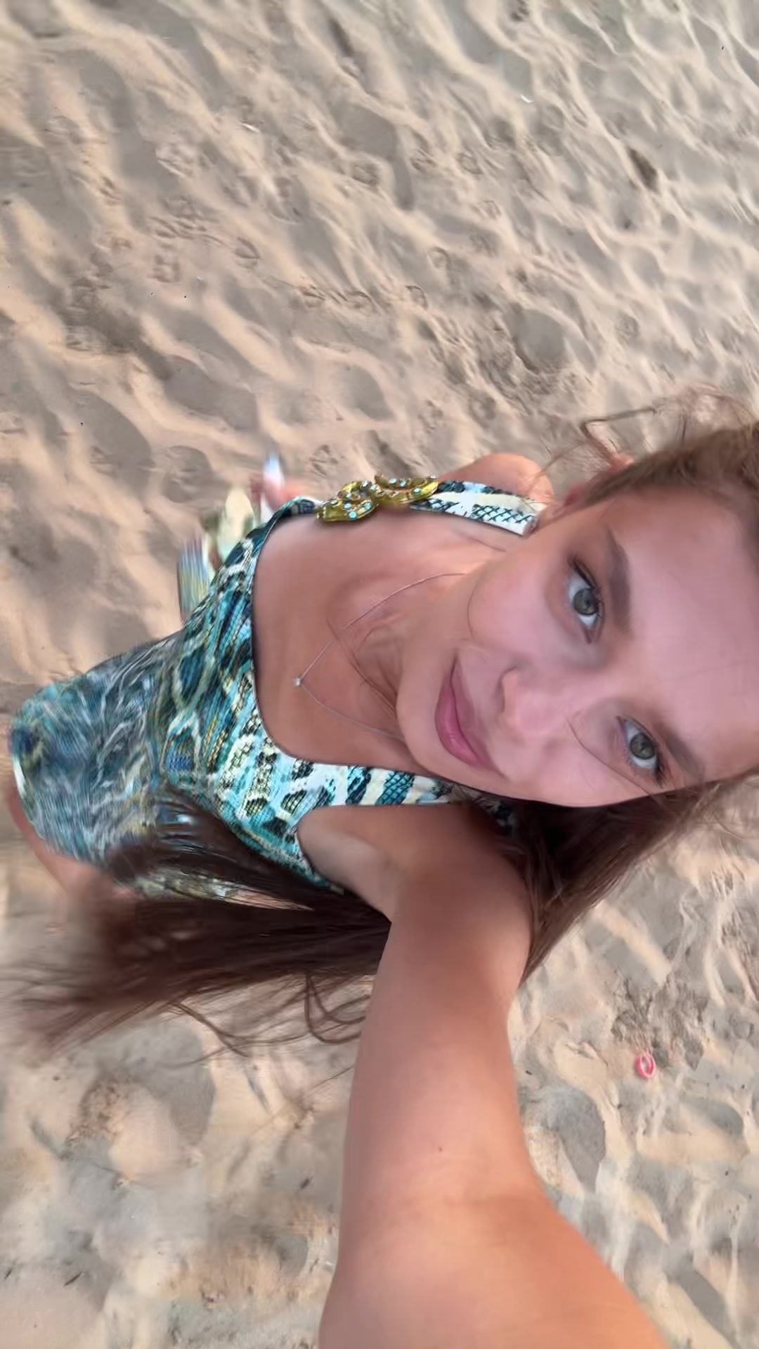 @emozx