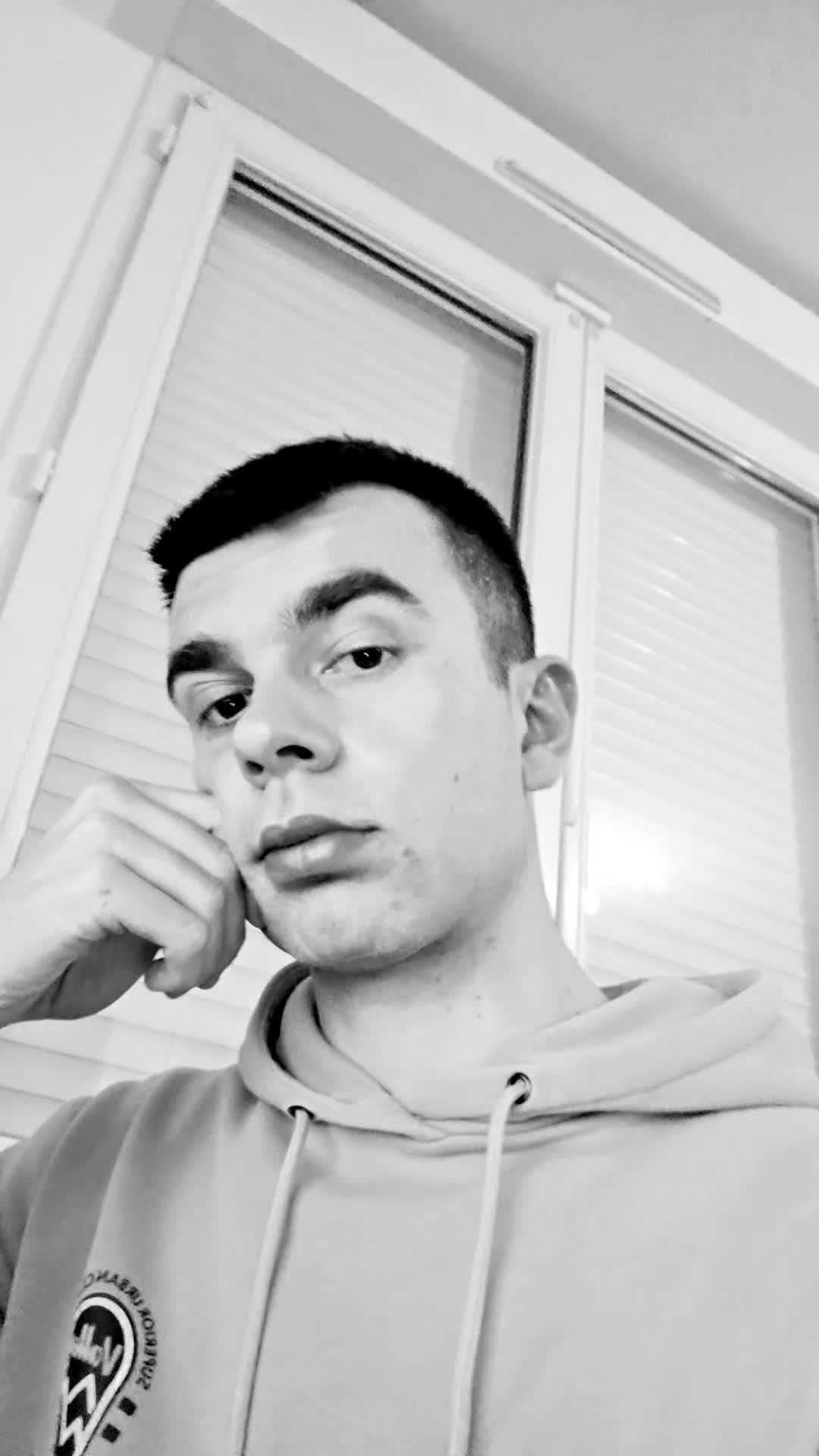 @Martin Péan
