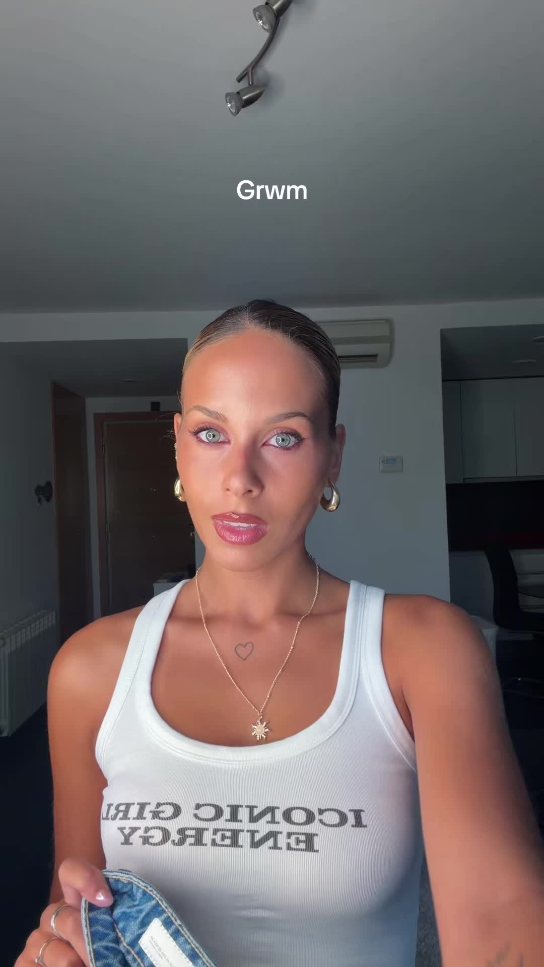 @violetacrespoj