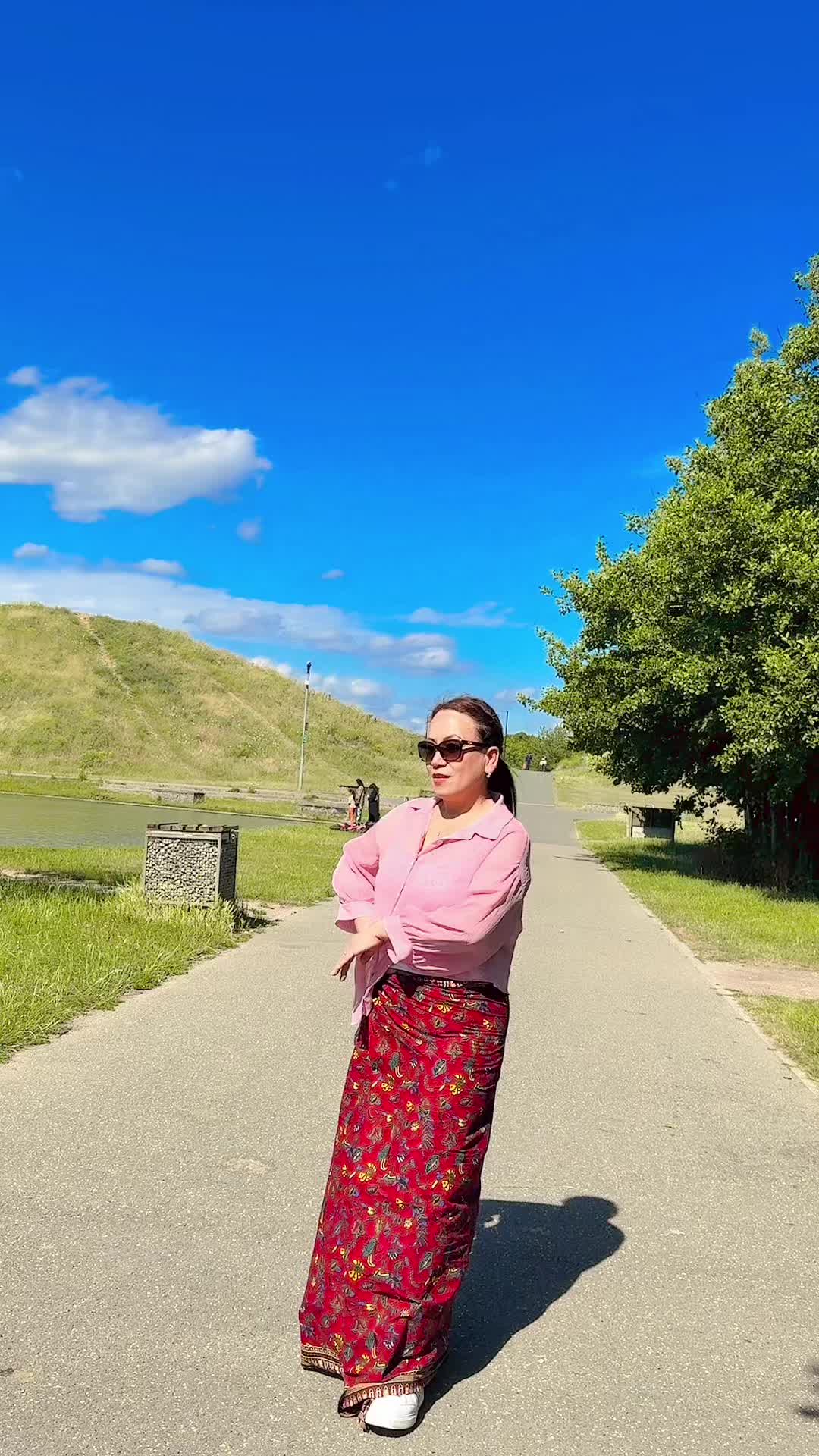 @Kamala 🦋Gurung ✨🙋♀️