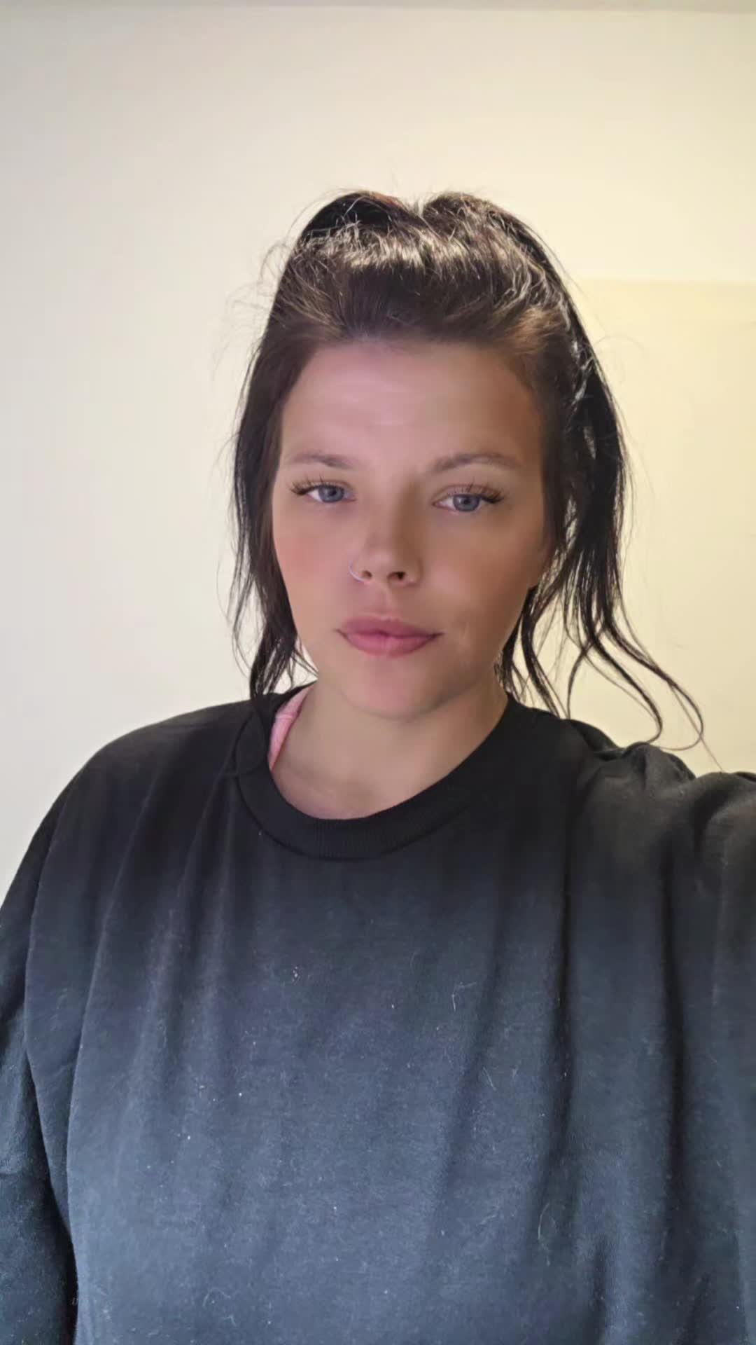 @💎🏴Mrs_Tripod😜☔️