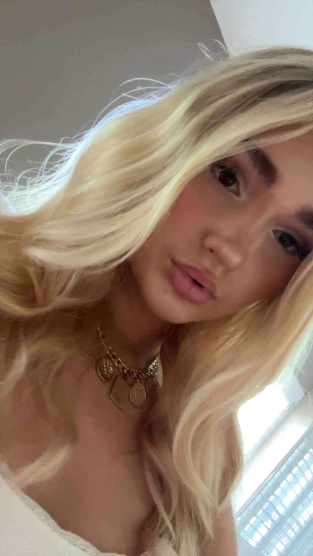 @Fav_blond1e 🇵🇱