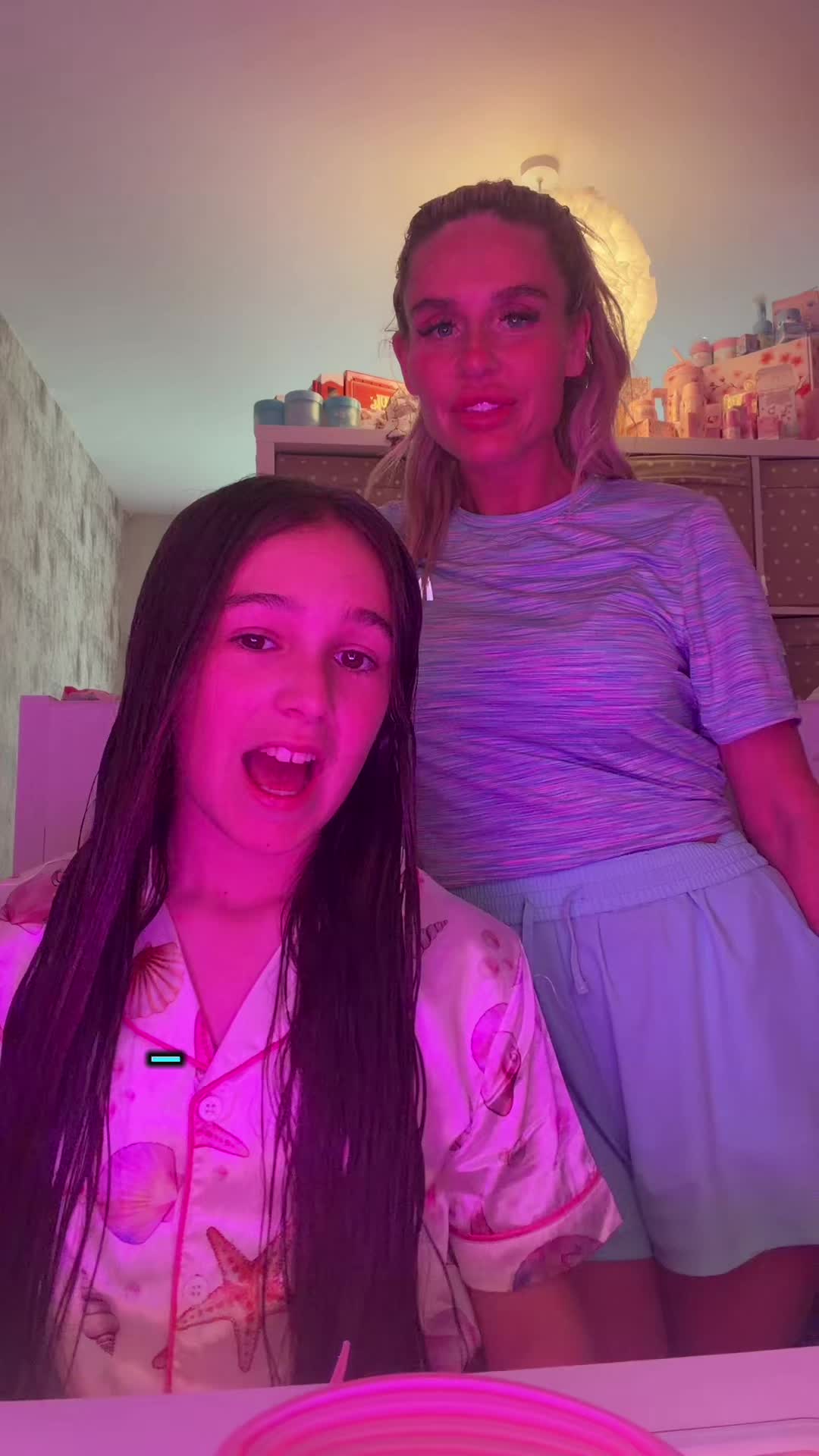 @Mimi,Markie&Mum 🧸