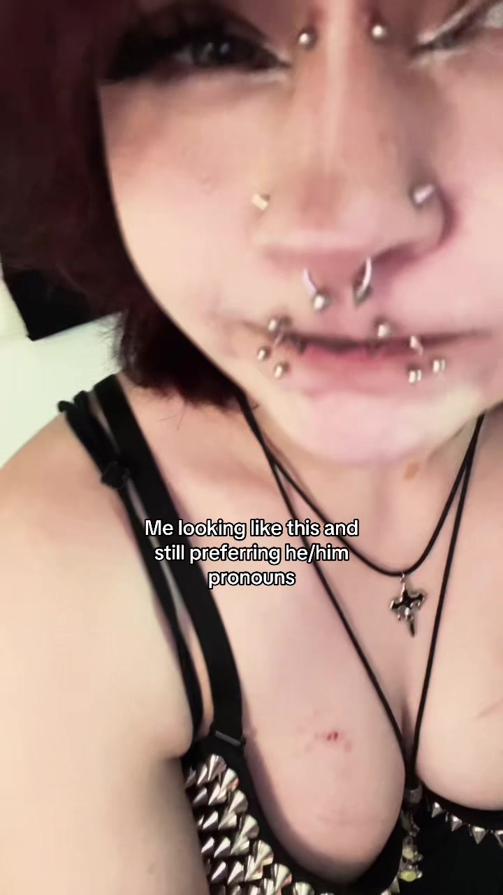 @🧛🏻𝕽𝖔𝖗𝖞𖤐