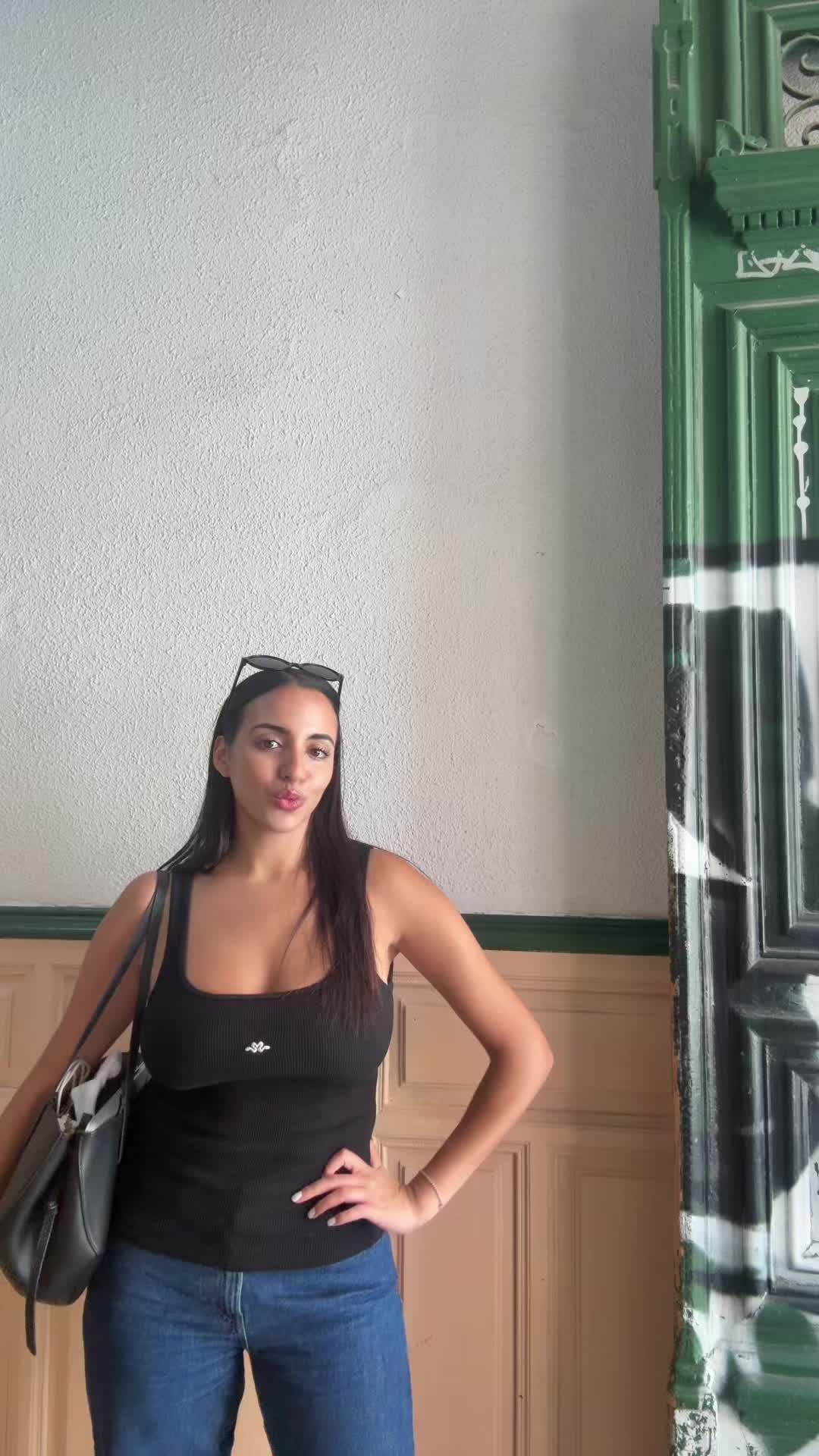 @Nouni