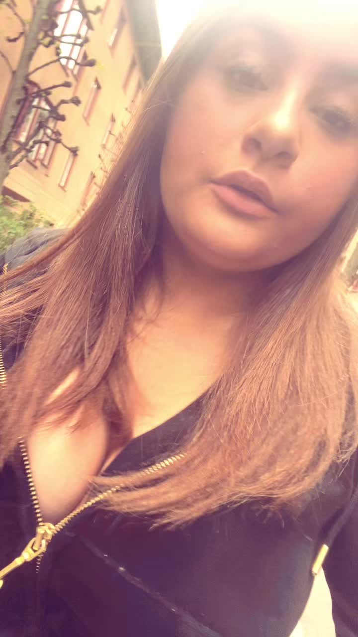 @Lina
