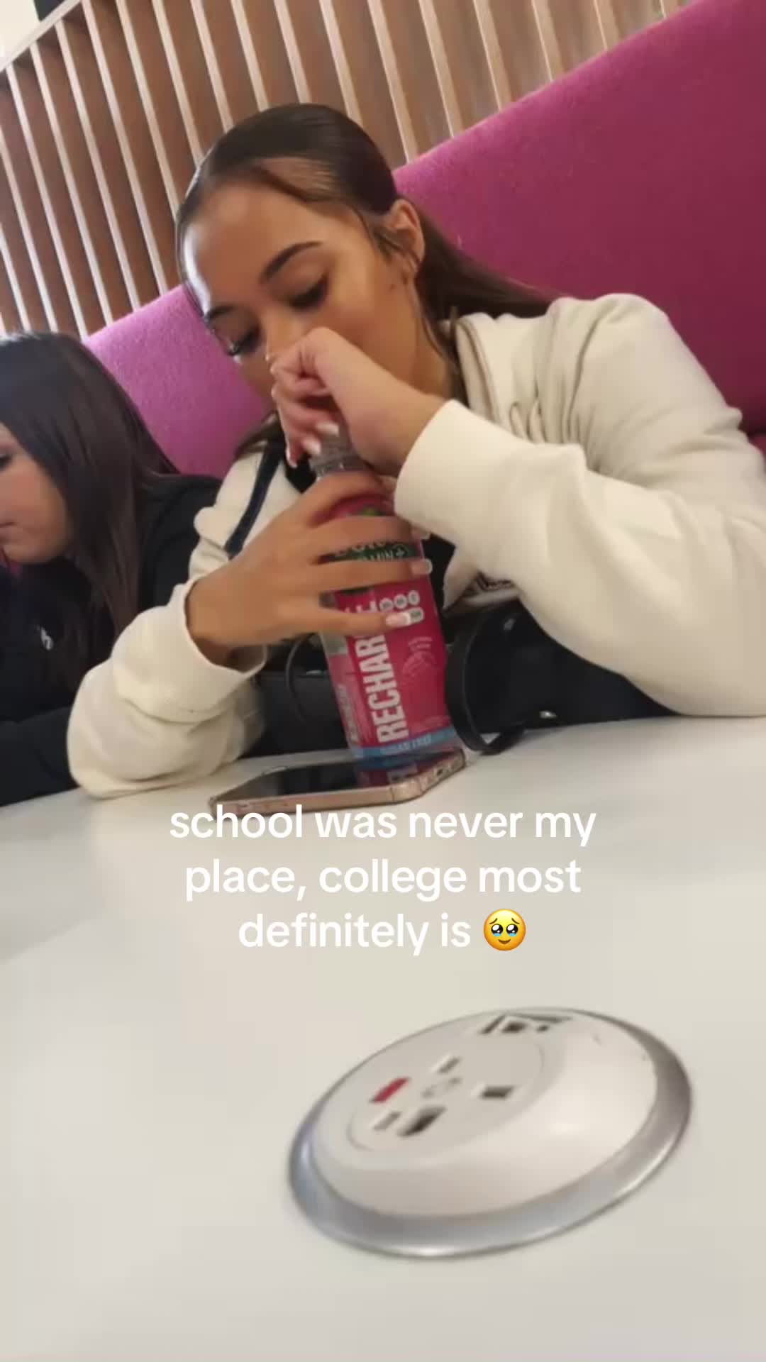 @isla.f0otball