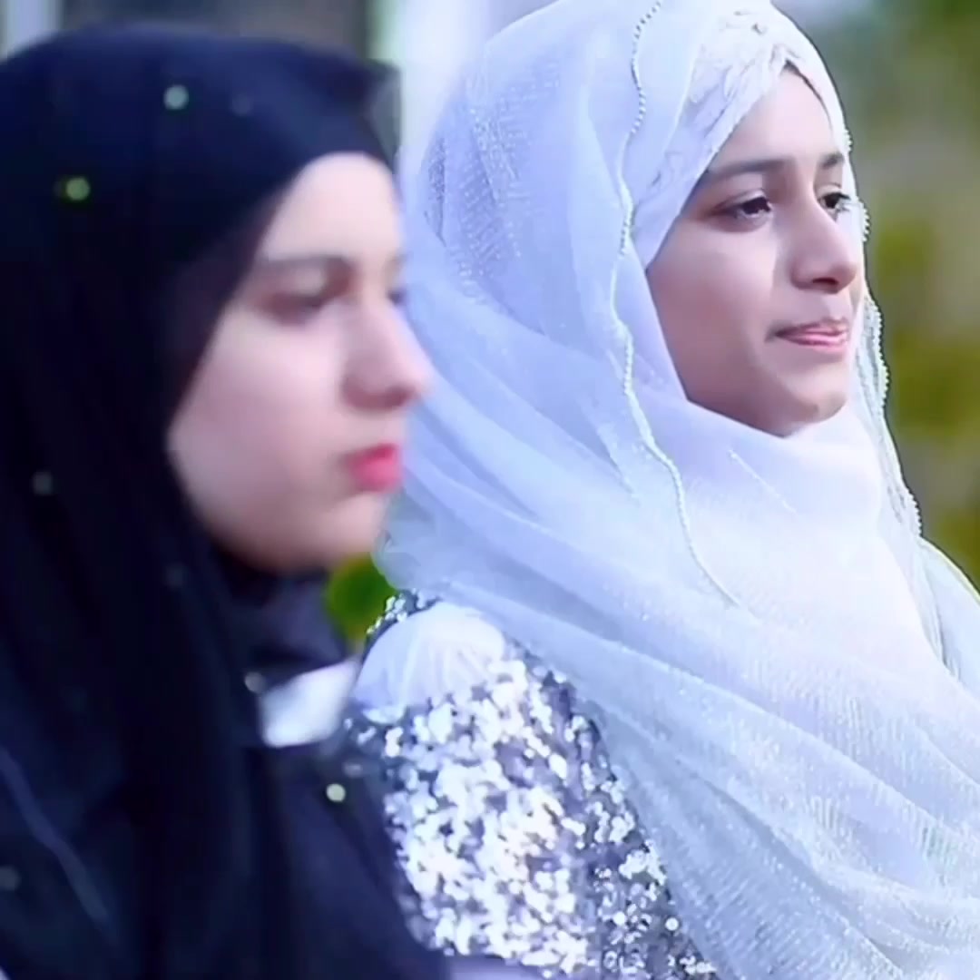 @waniya_sisters