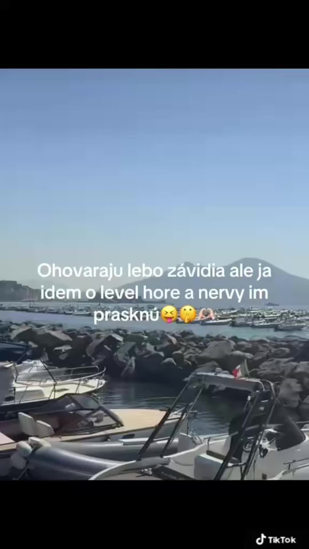 @Šest_kokotu
