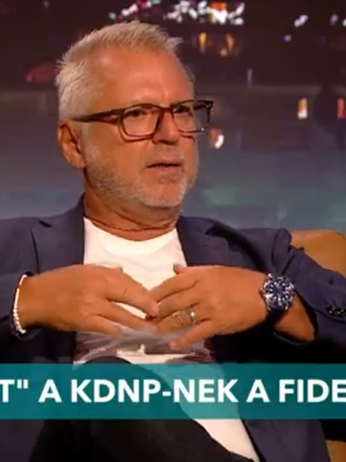 @Kőszegi Andr&aacute;s m&aacute;rkatan&aacute;csad&oacute;