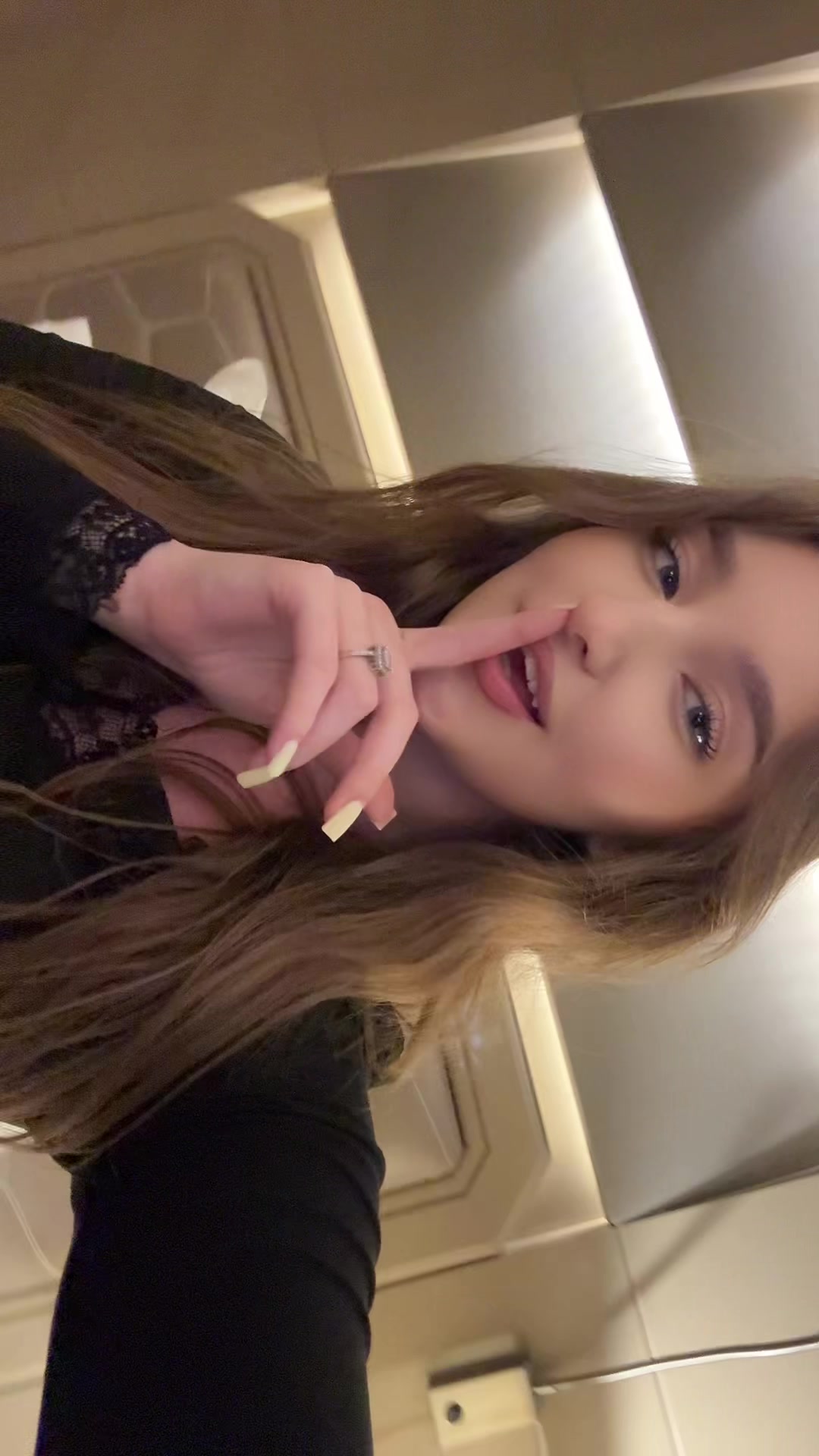 @ADELINA T | CONTENT CREATOR 💎