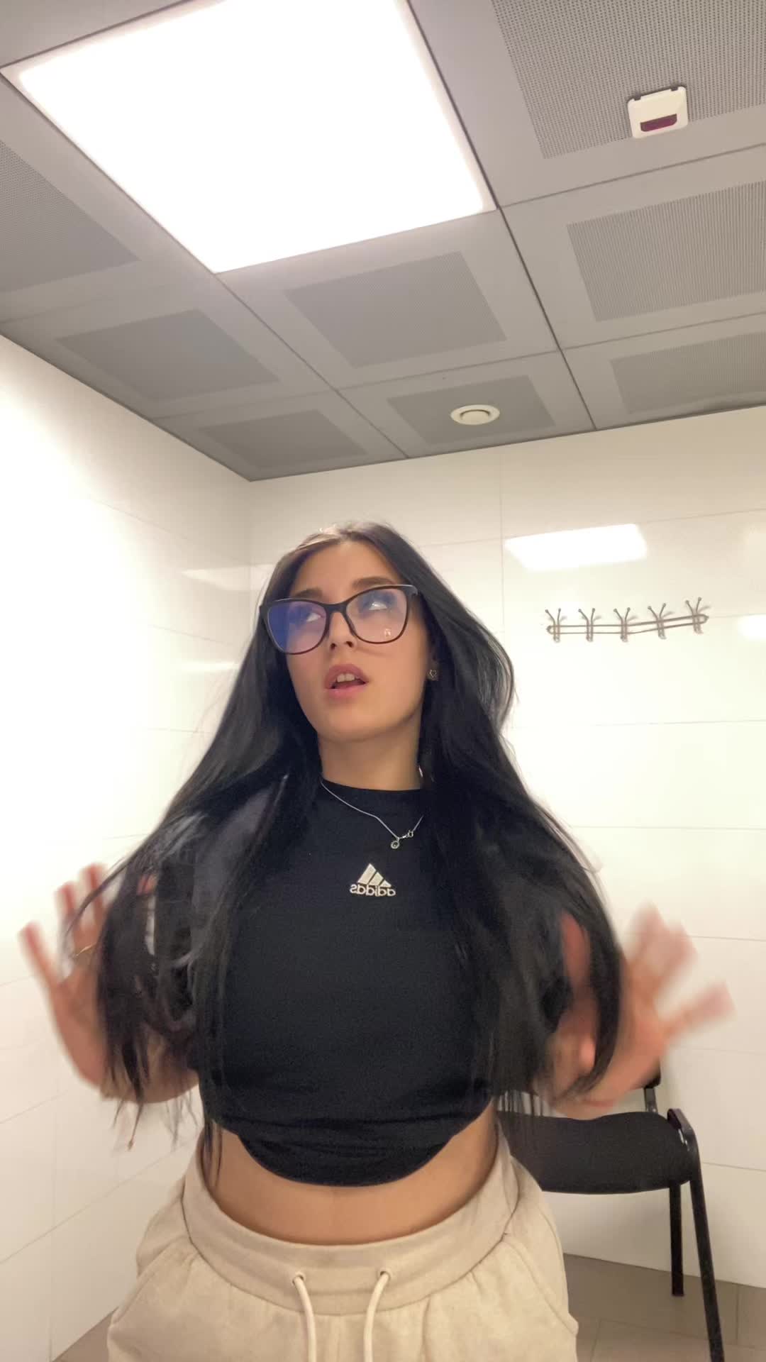 @ale.