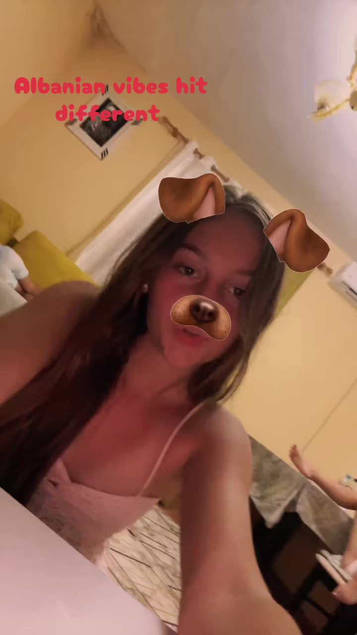 @Olivia🇦🇱🥥🌸