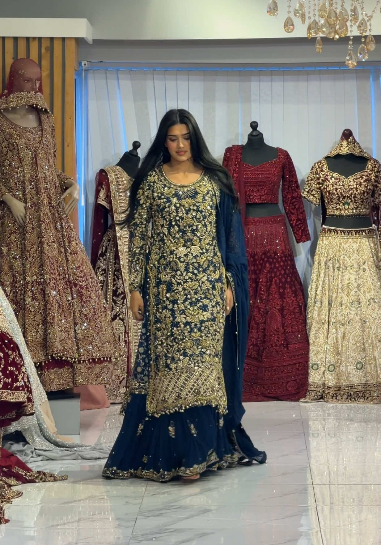 @7AATRANG BRIDAL&rsquo;S 🇬🇧