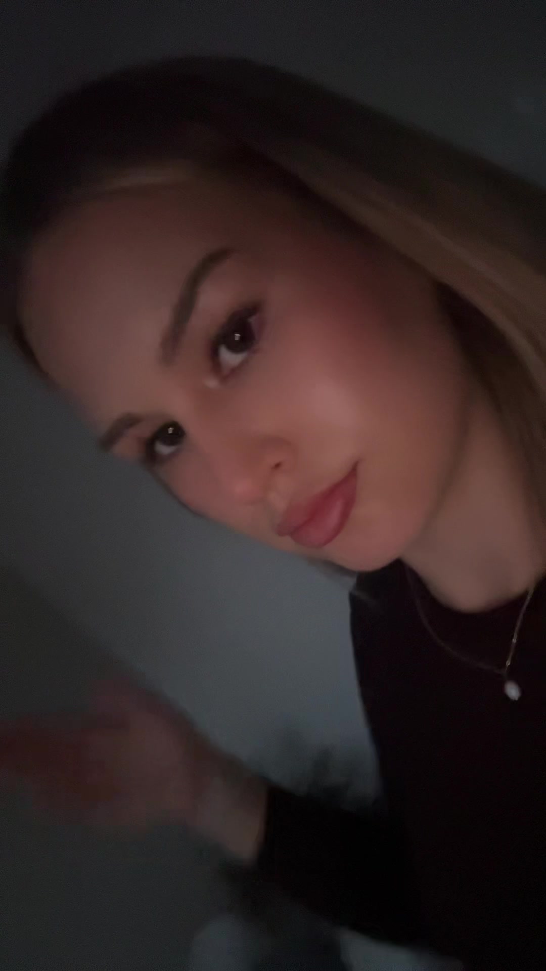 @𝙰𝙼𝚈
