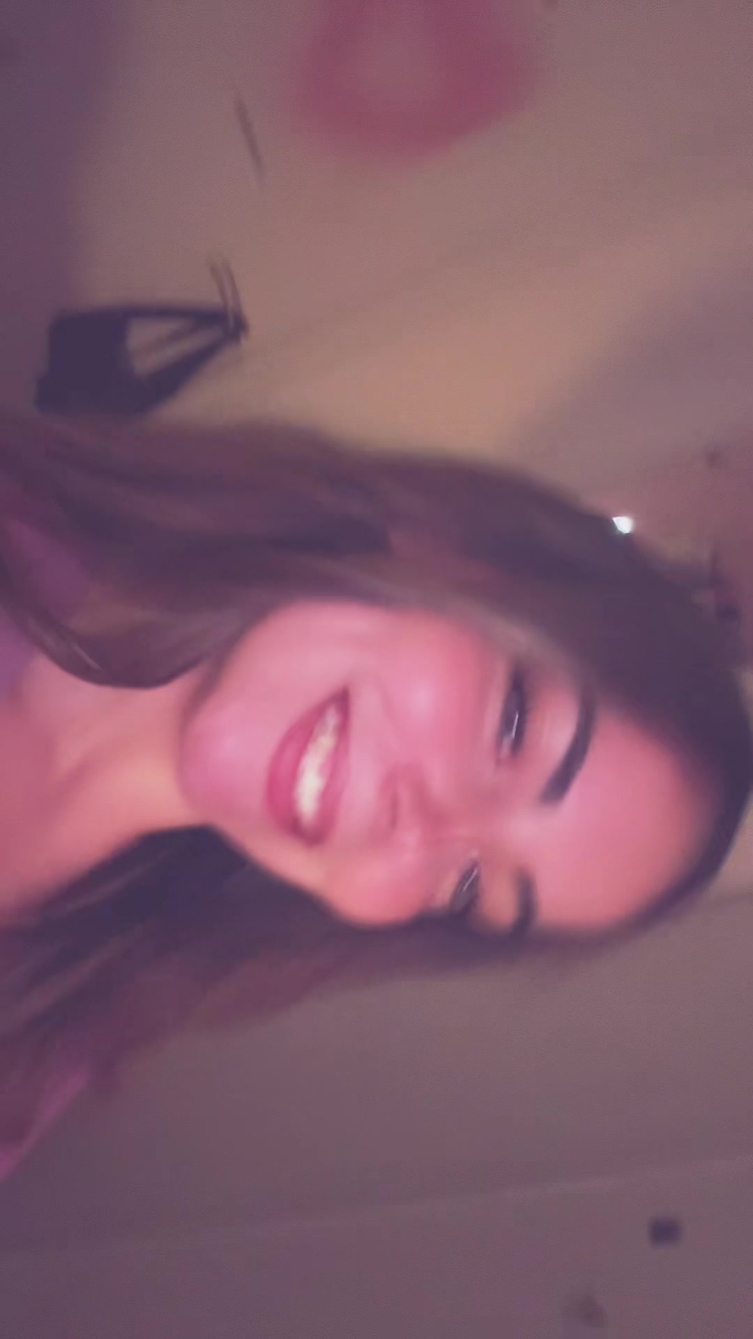 @laura_mooreno