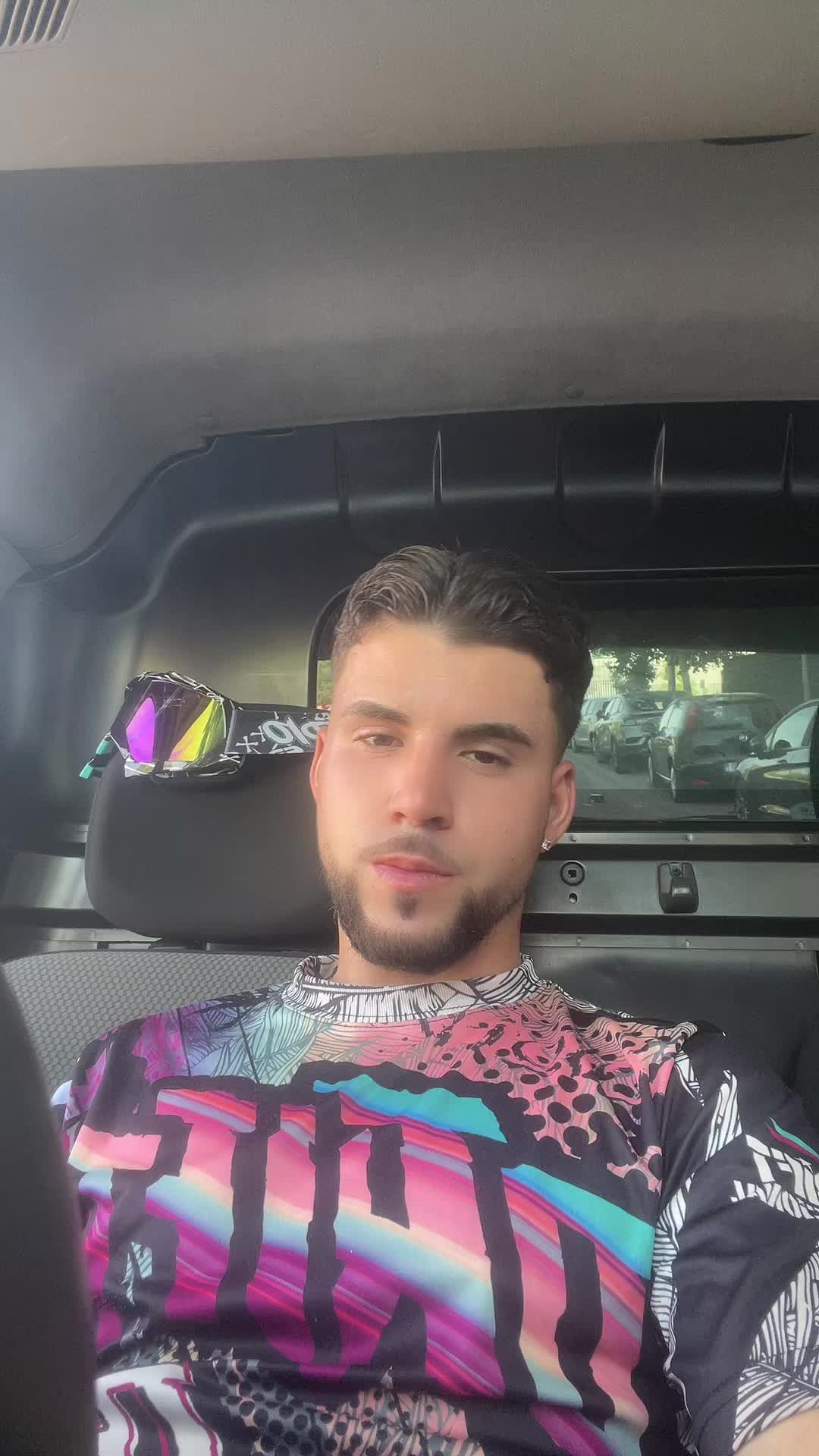 @alvarezz_0333