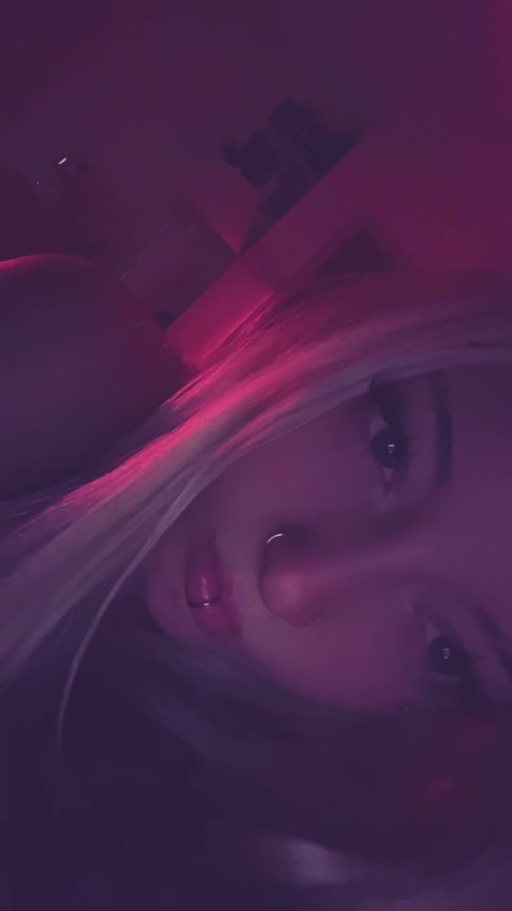 @๐ธ๐L