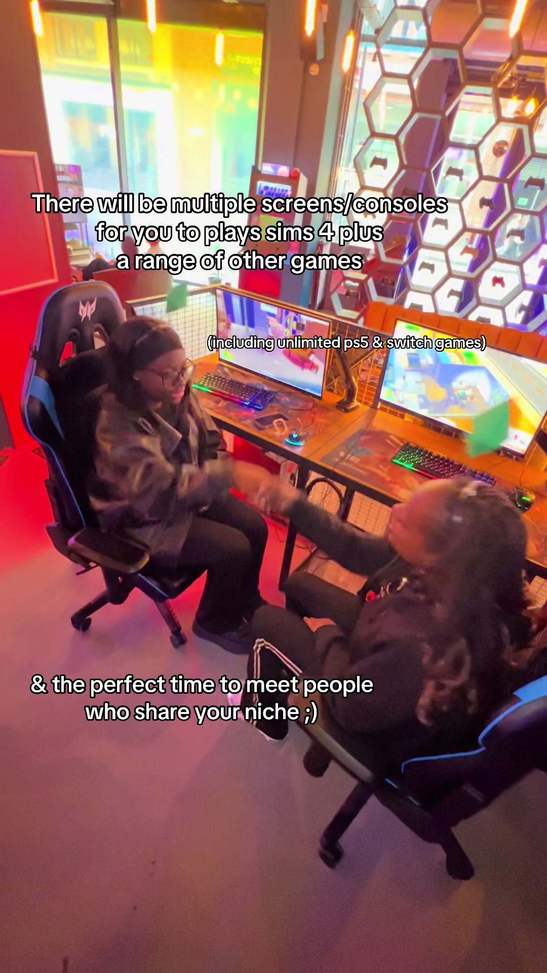 @Anime District