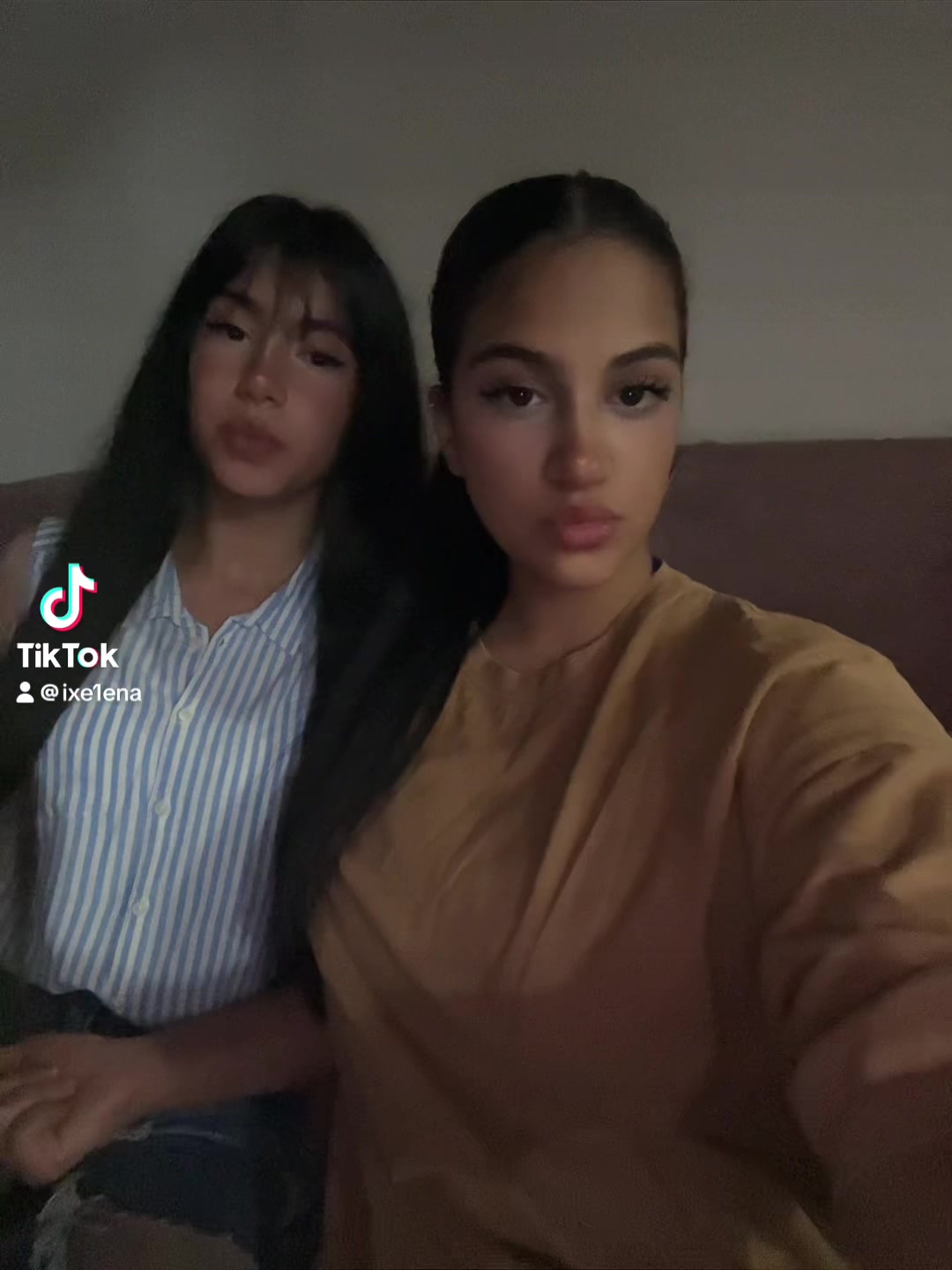 @e1ena