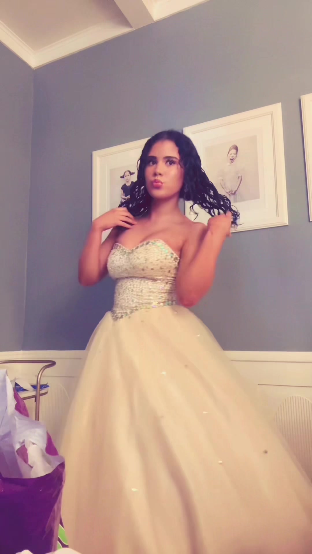 @SOPHIE VALENTINA