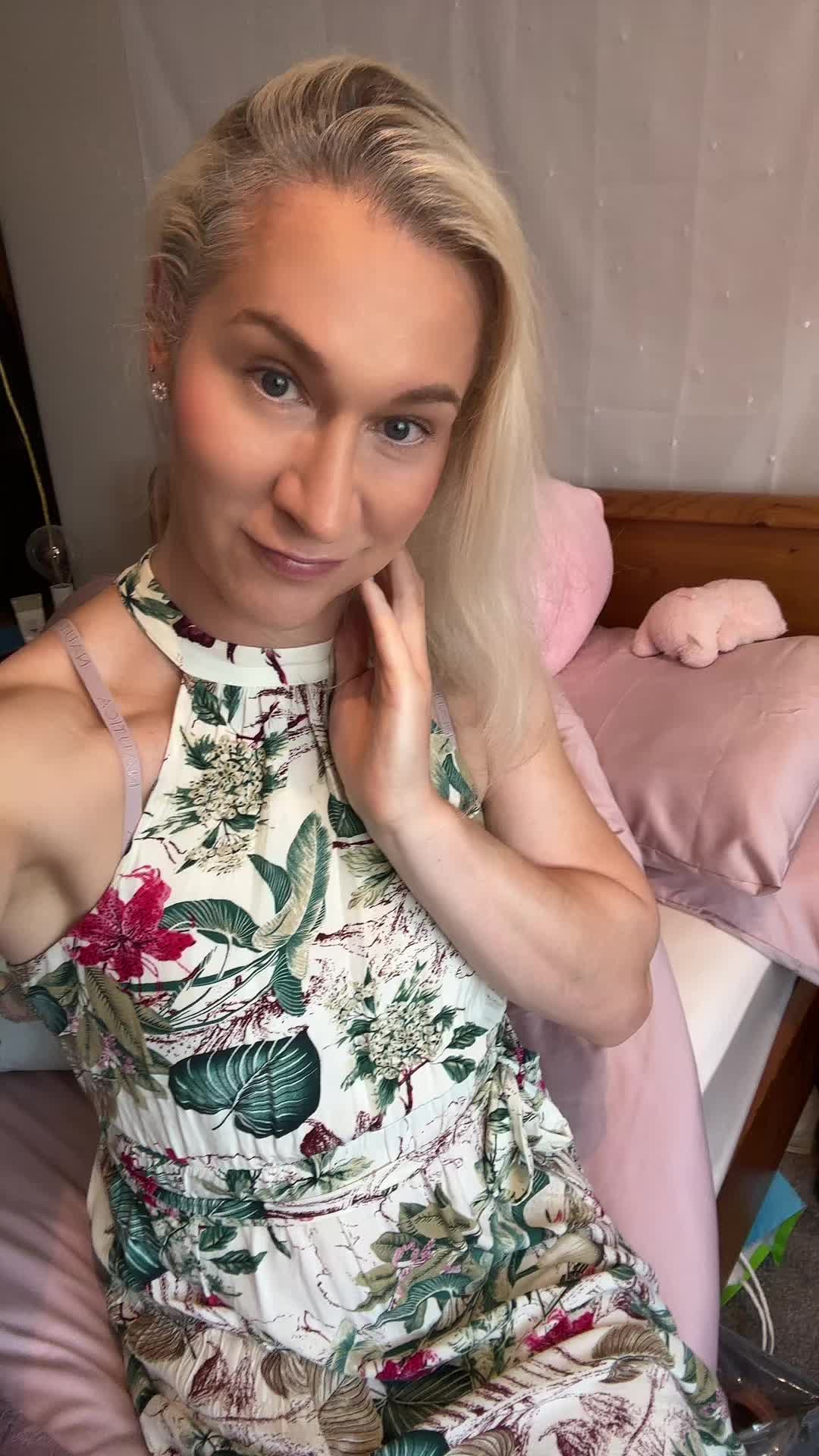 @LucyKelly | Writer ChloeKelly