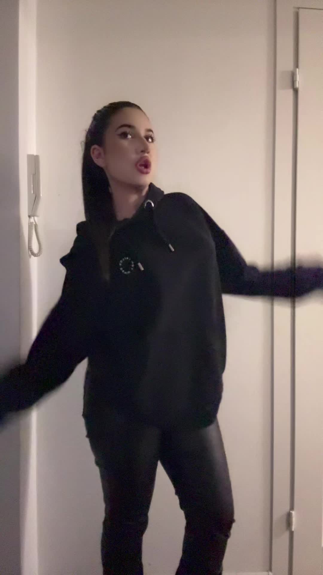 @Алитишка