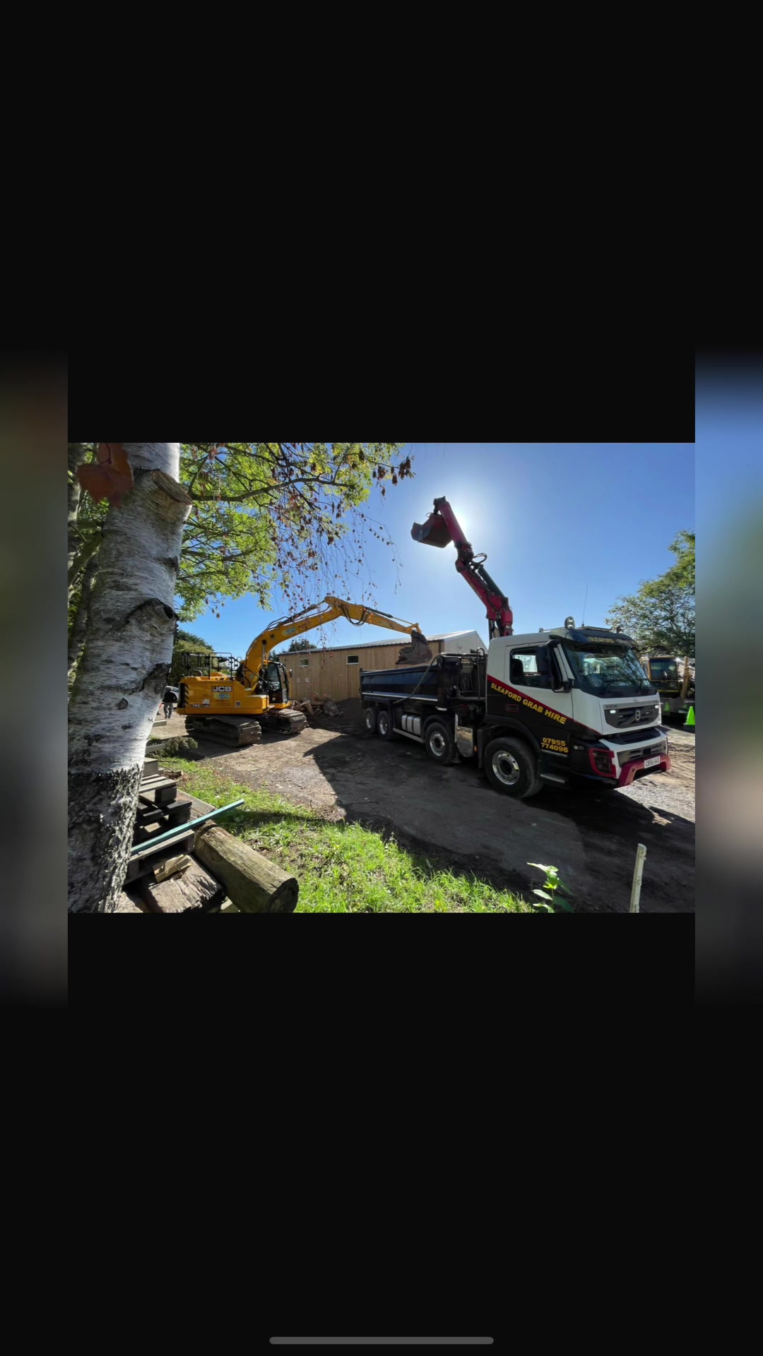 @Sleaford Grab Hire 🚨