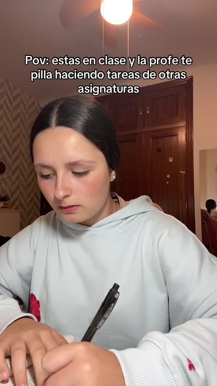 @Estherr⚡️