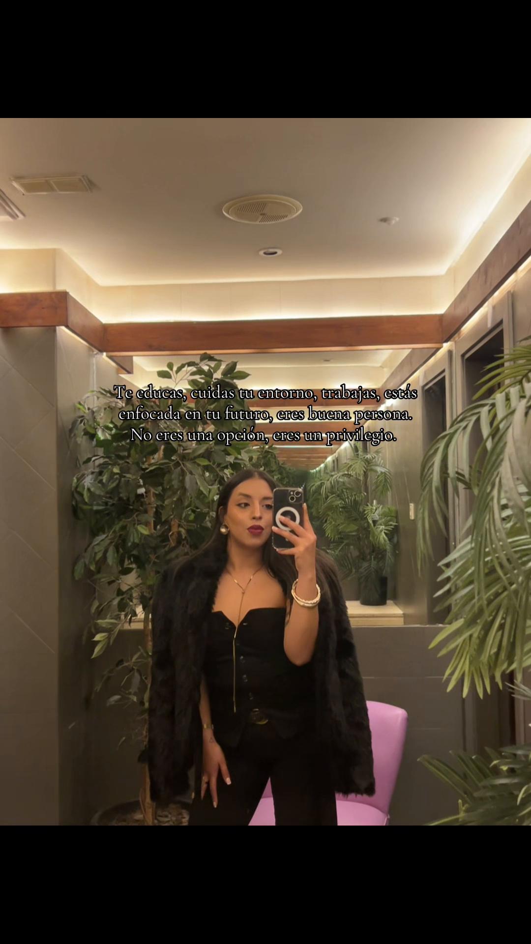 @⚡️🖤