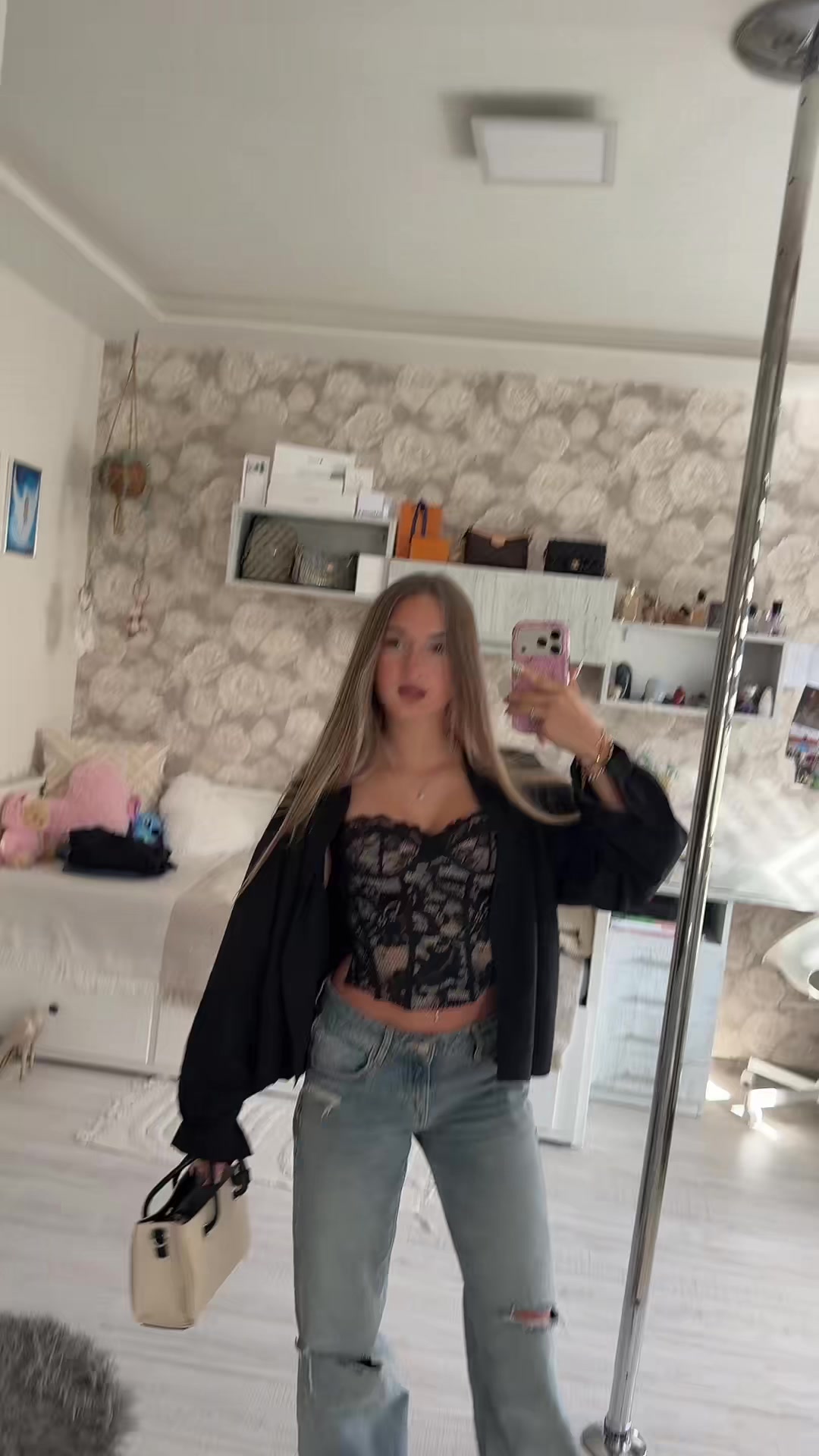 @Sofunkaa
