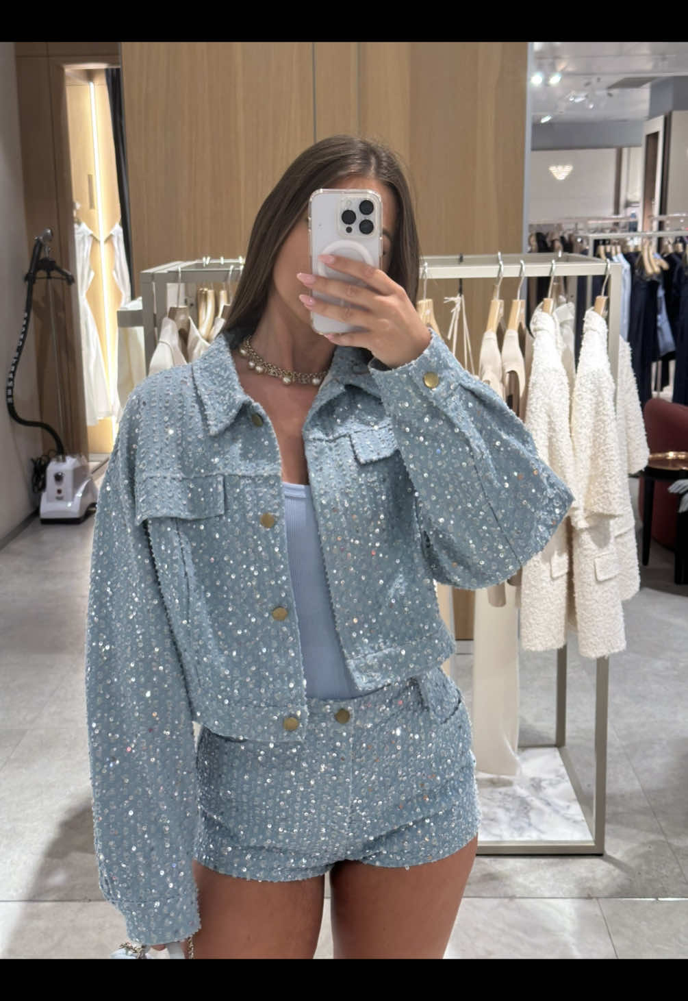 @BELLA LUXE