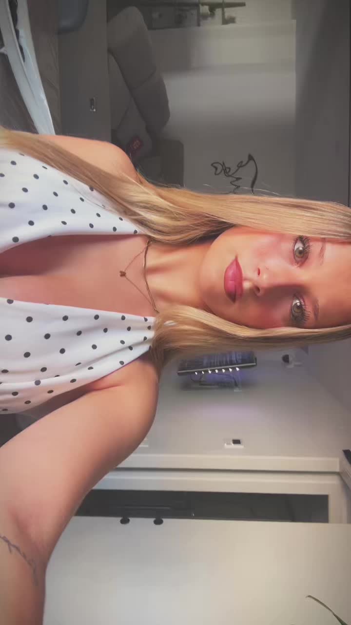 @🐥