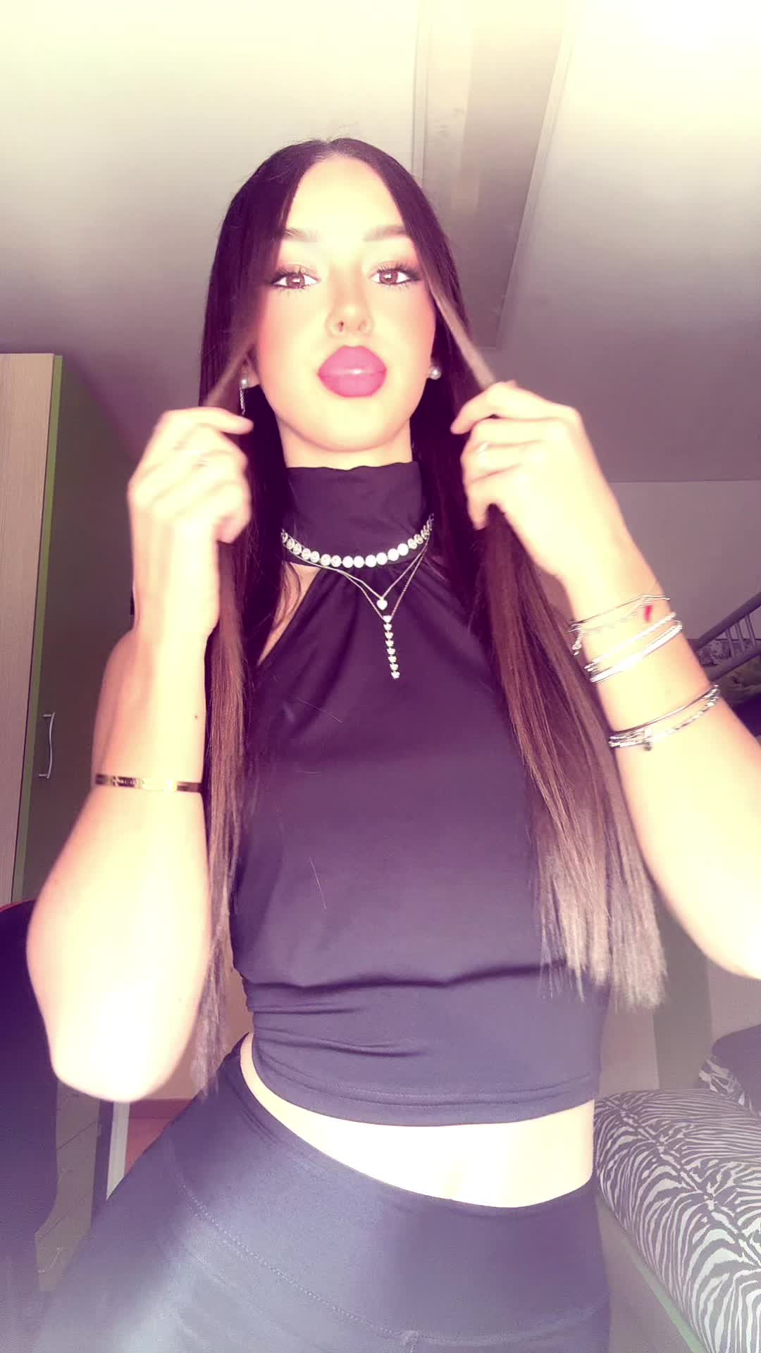 @𝓢𝓸𝓯𝔂💋