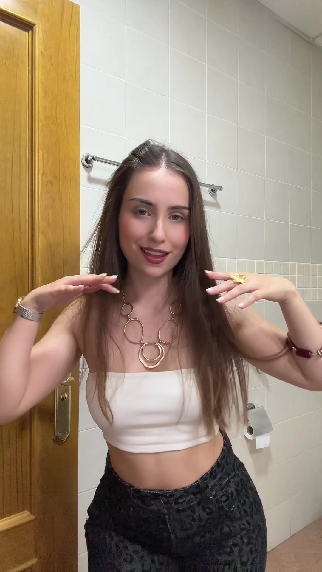 @maariaasimon