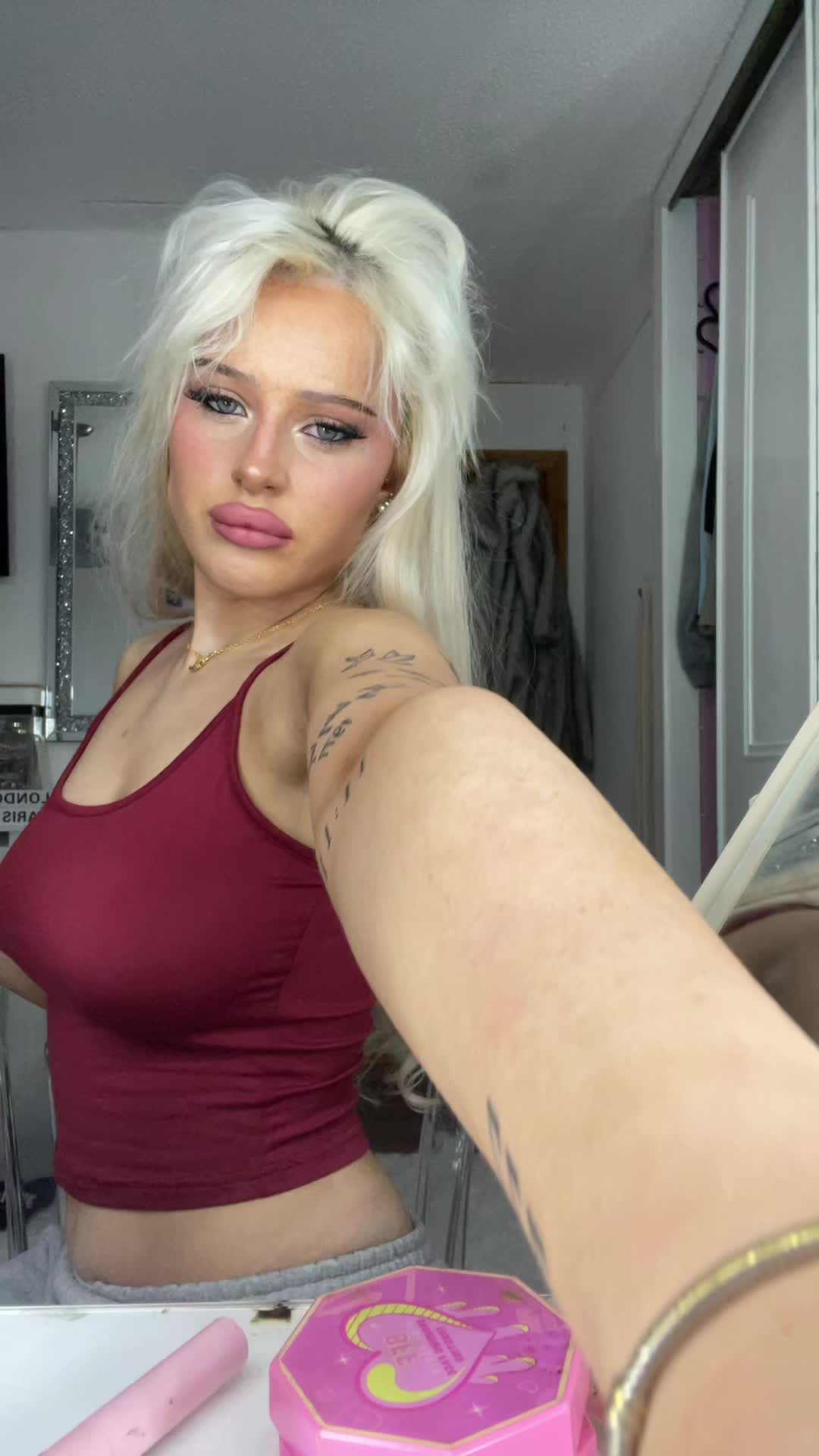@dollyysmith