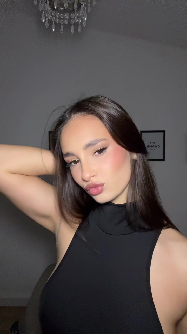 @Angelina