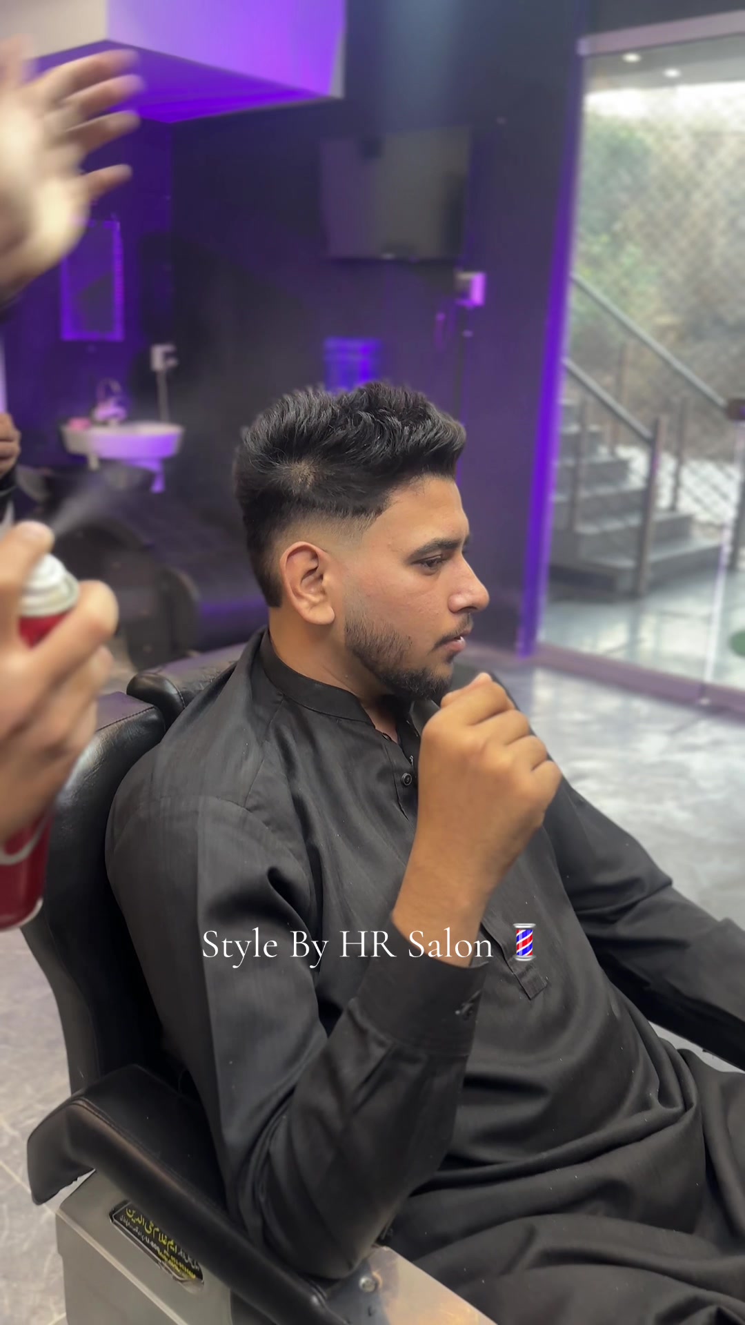 @HR MENS SALOON. 💇♂️