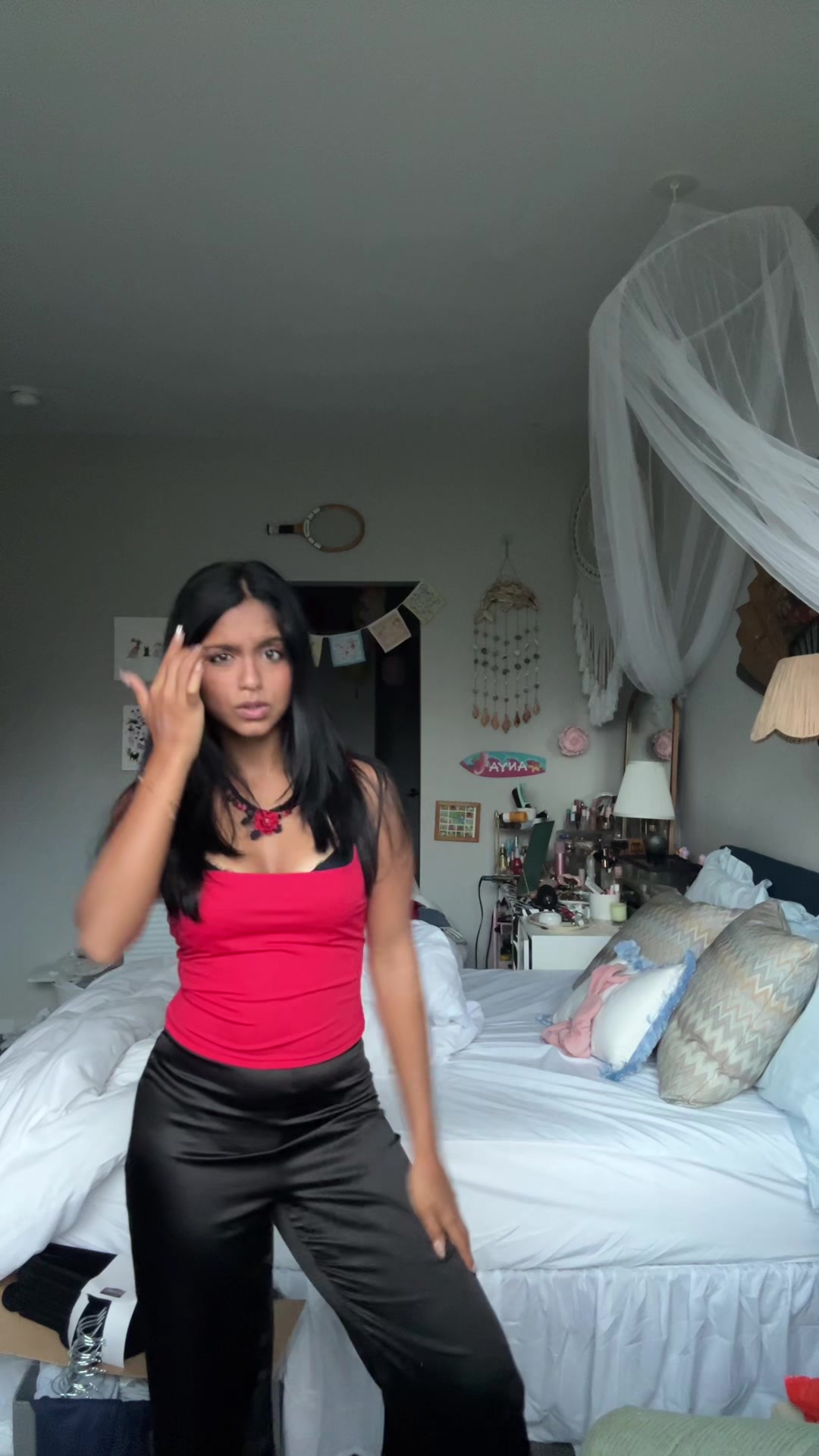 @anya