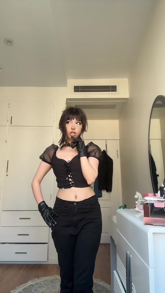 @thegirlnextdoor